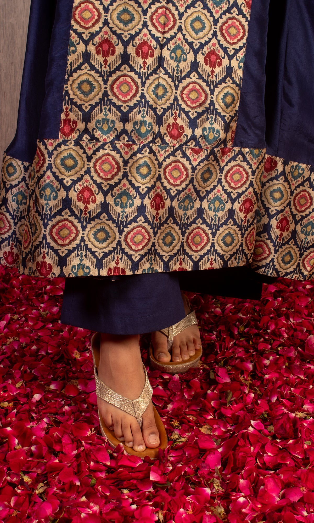 Zeba: Maroon Kalidar Kurta with Pants and Dupatta (Set of 2)