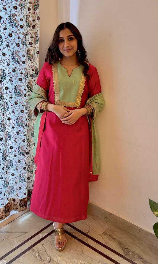 Tahira: Deep Rose and Green Chanderi Kurta with Pants and Dupatta (Set of 3)