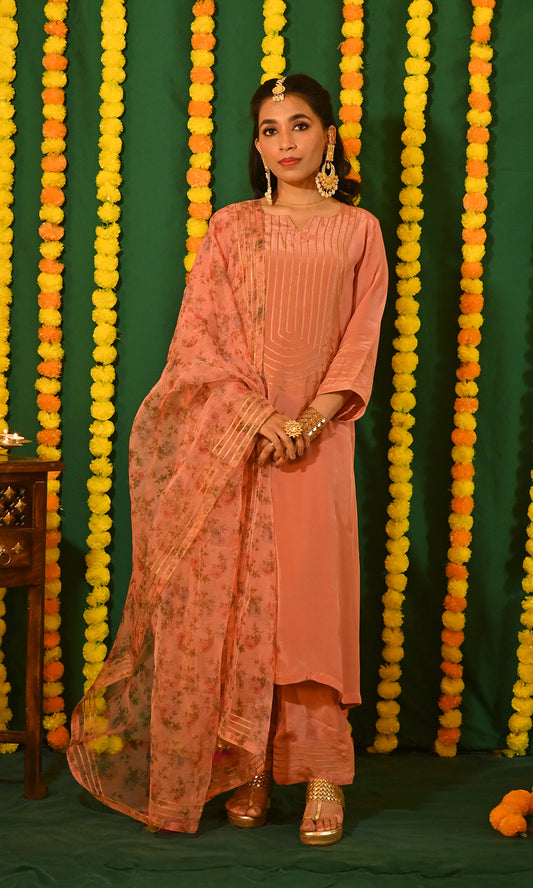 Aafreen: Peach Crepe Gota Detailed Kurta with Pants and Dupatta (set of 3)