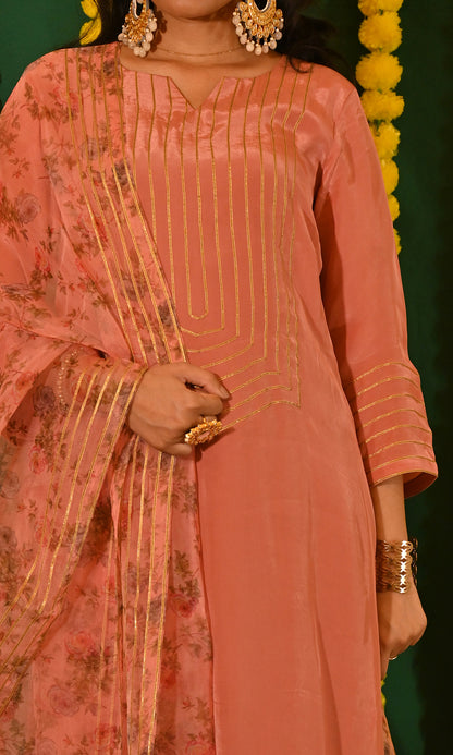 Aafreen: Peach Crepe Gota Detailed Kurta with Pants and Dupatta (set of 3)