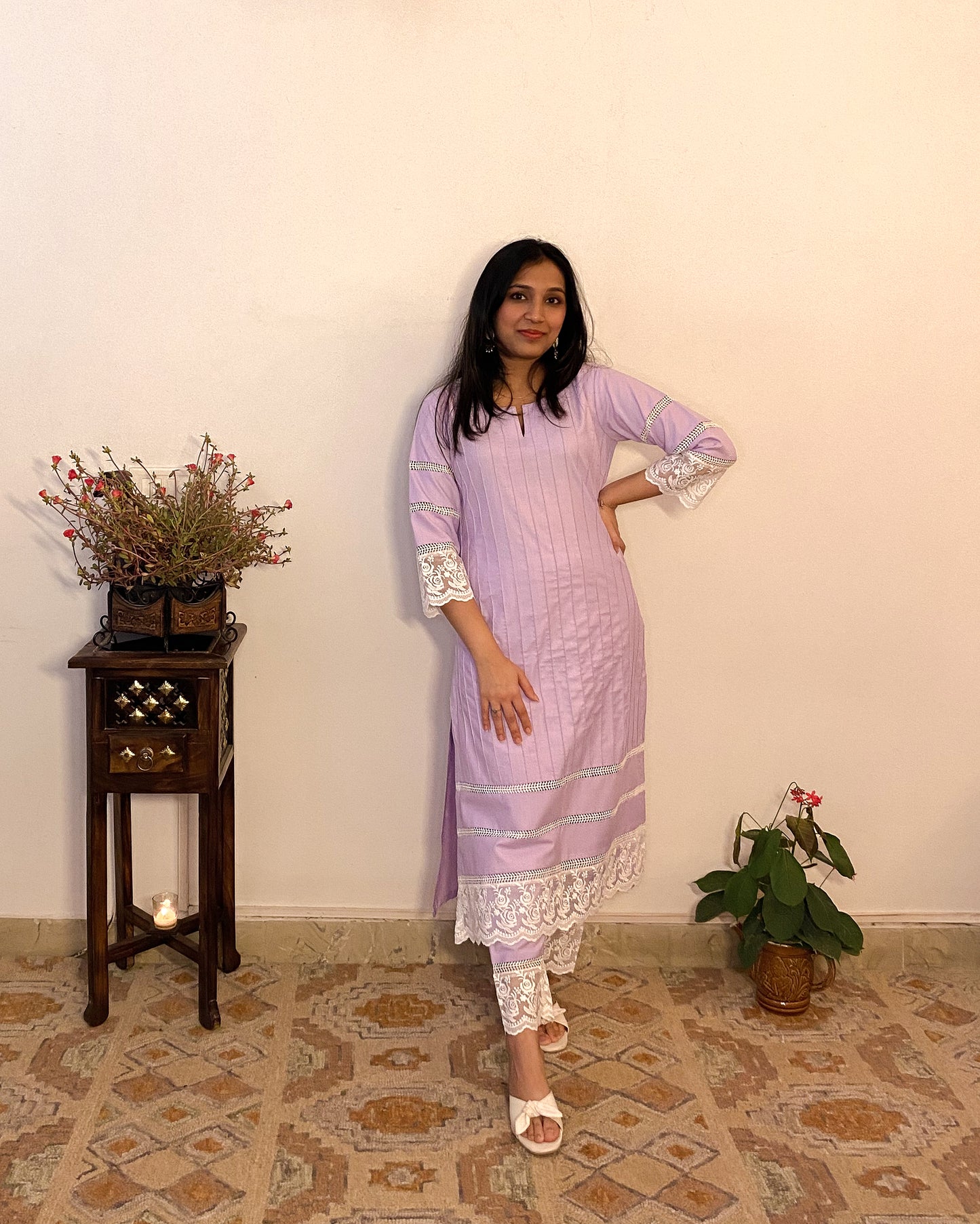 Parinaaz: Pastel Green Cotton Lace Detailed Kurta with Pants (Set of 2)