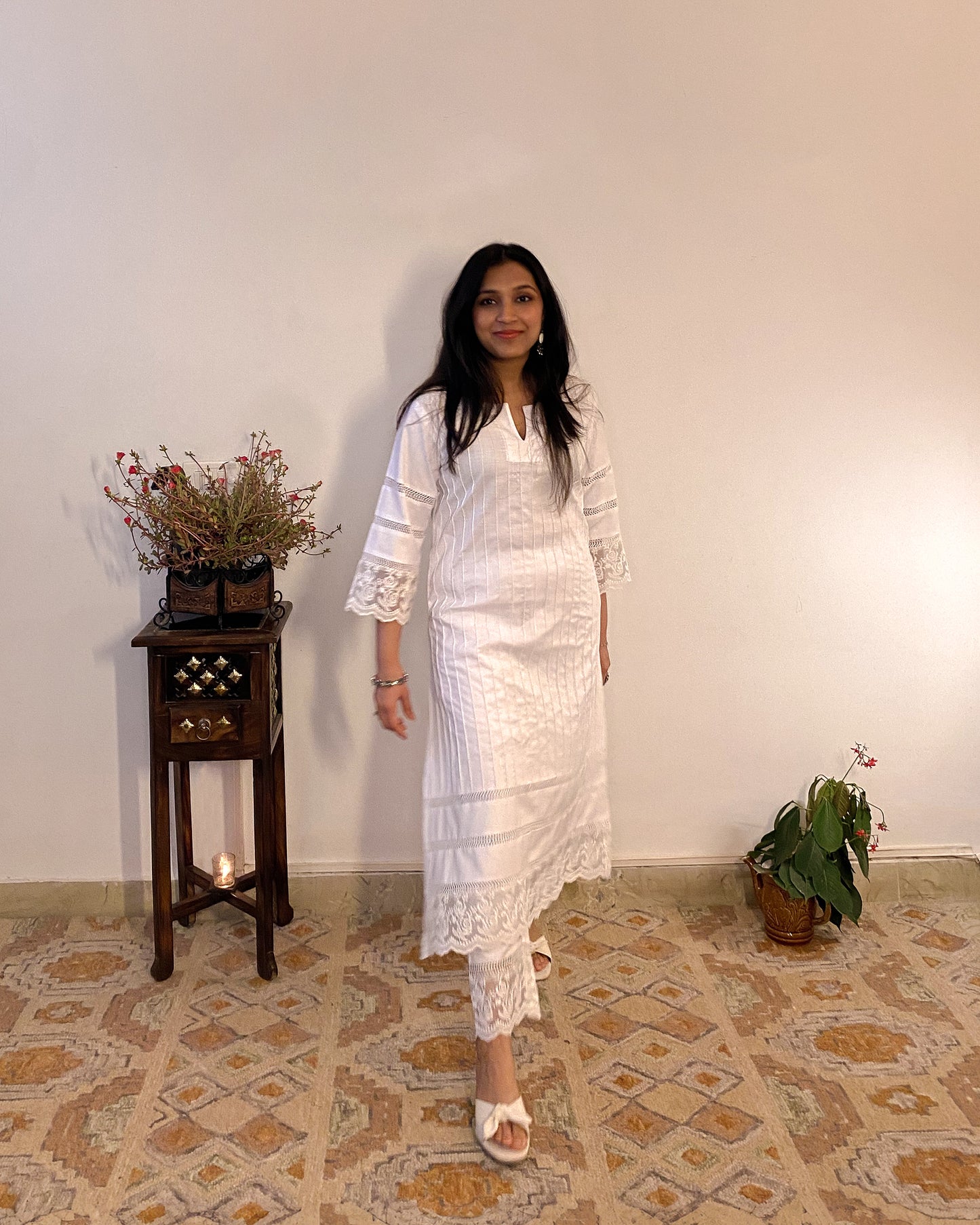 Parinaaz: Pastel Green Cotton Lace Detailed Kurta with Pants (Set of 2)