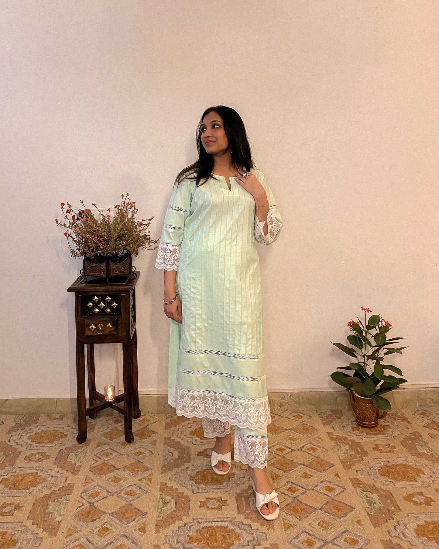 Parinaaz: Pastel Green Cotton Lace Detailed Kurta with Pants (Set of 2)