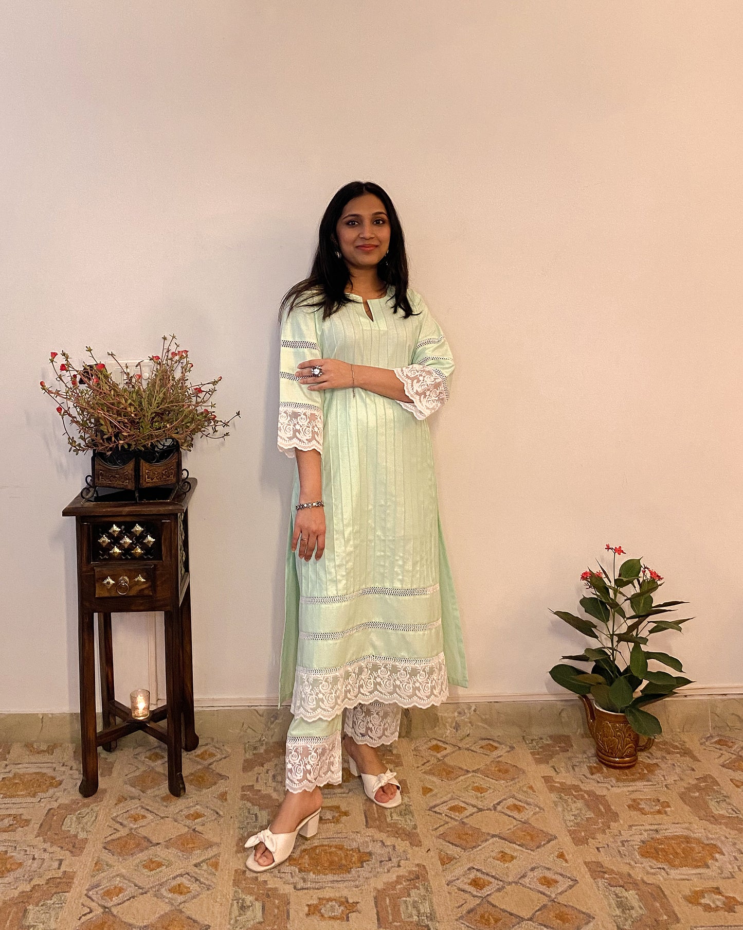 Parinaaz: Pastel Green Cotton Lace Detailed Kurta with Pants (Set of 2)