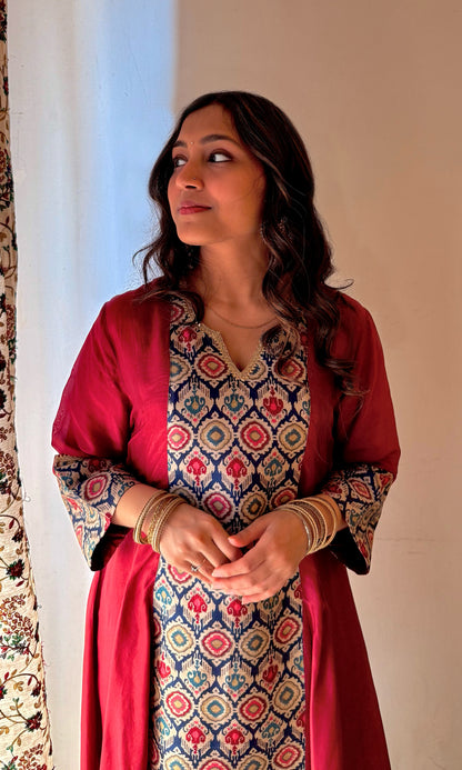 Zeba: Midnight Blue Kalidar Kurta with Pants and Dupatta (Set of 2)