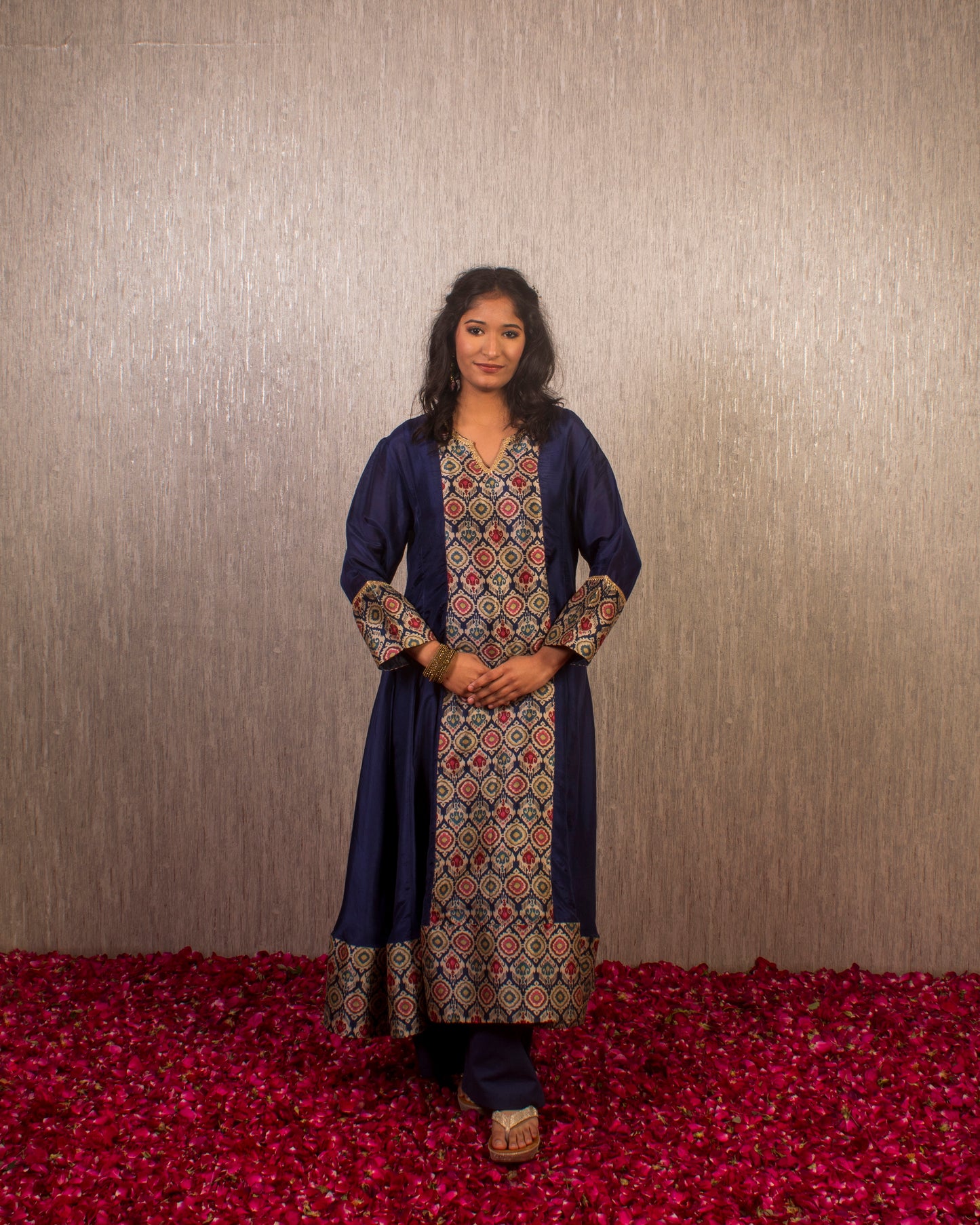 Zeba: Midnight Blue Kalidar Kurta with Pants and Dupatta (Set of 2)