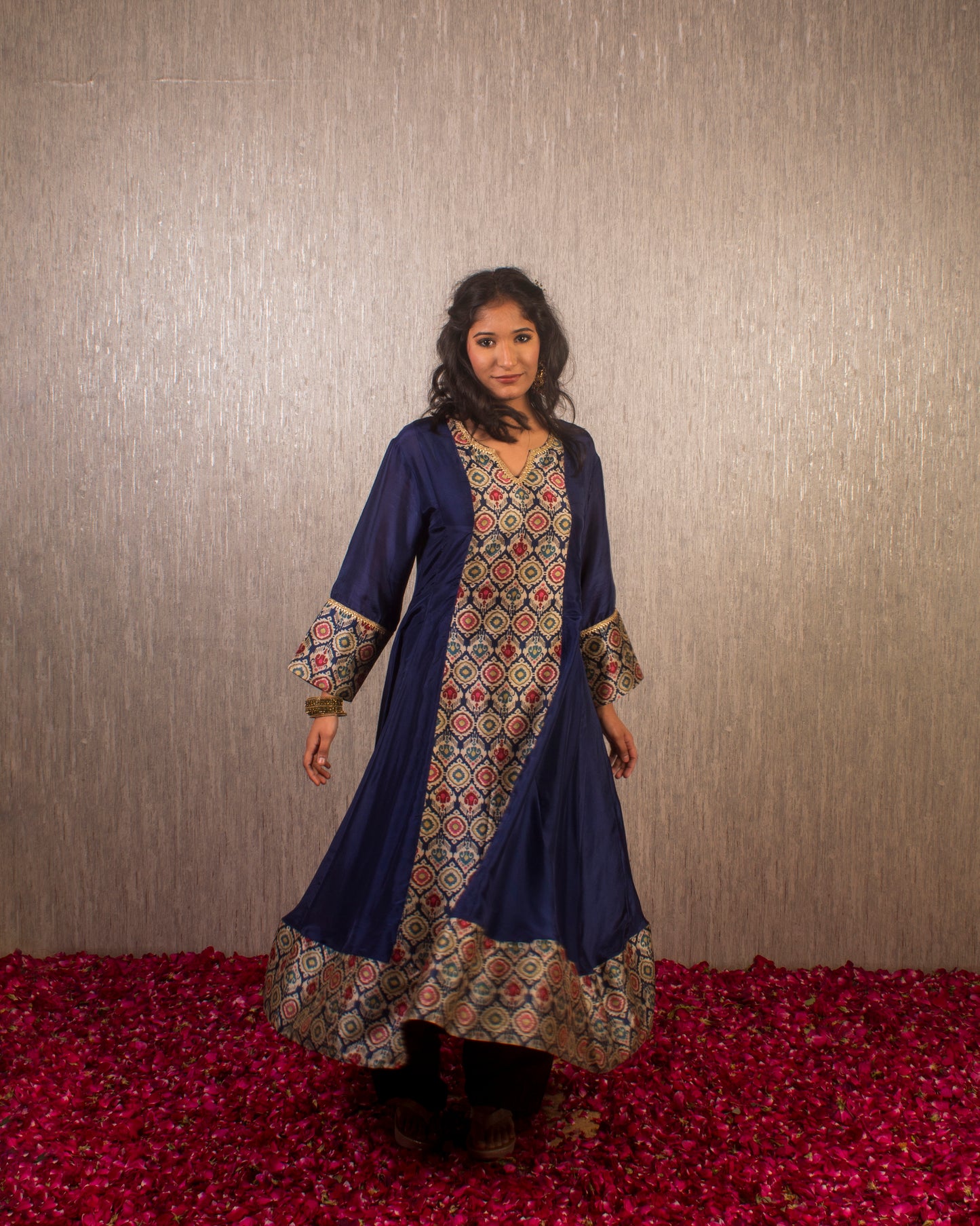 Zeba: Midnight Blue Kalidar Kurta with Pants and Dupatta (Set of 2)