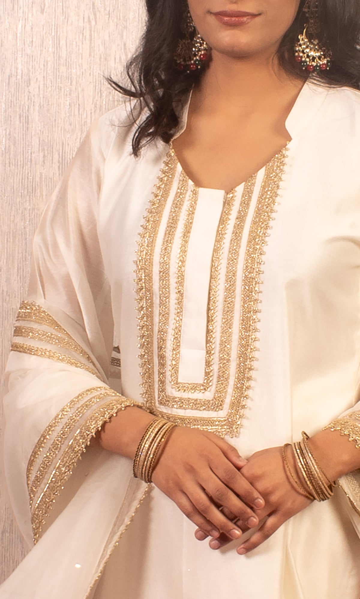 Ehsaas: Ivory and Gold Chanderi Lace Detailed Kurta with Pants and Dupatta (Set of 3)
